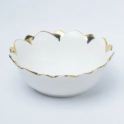 Antique Off White Ceramic Serving Dish - 21 x 21 x 7CM