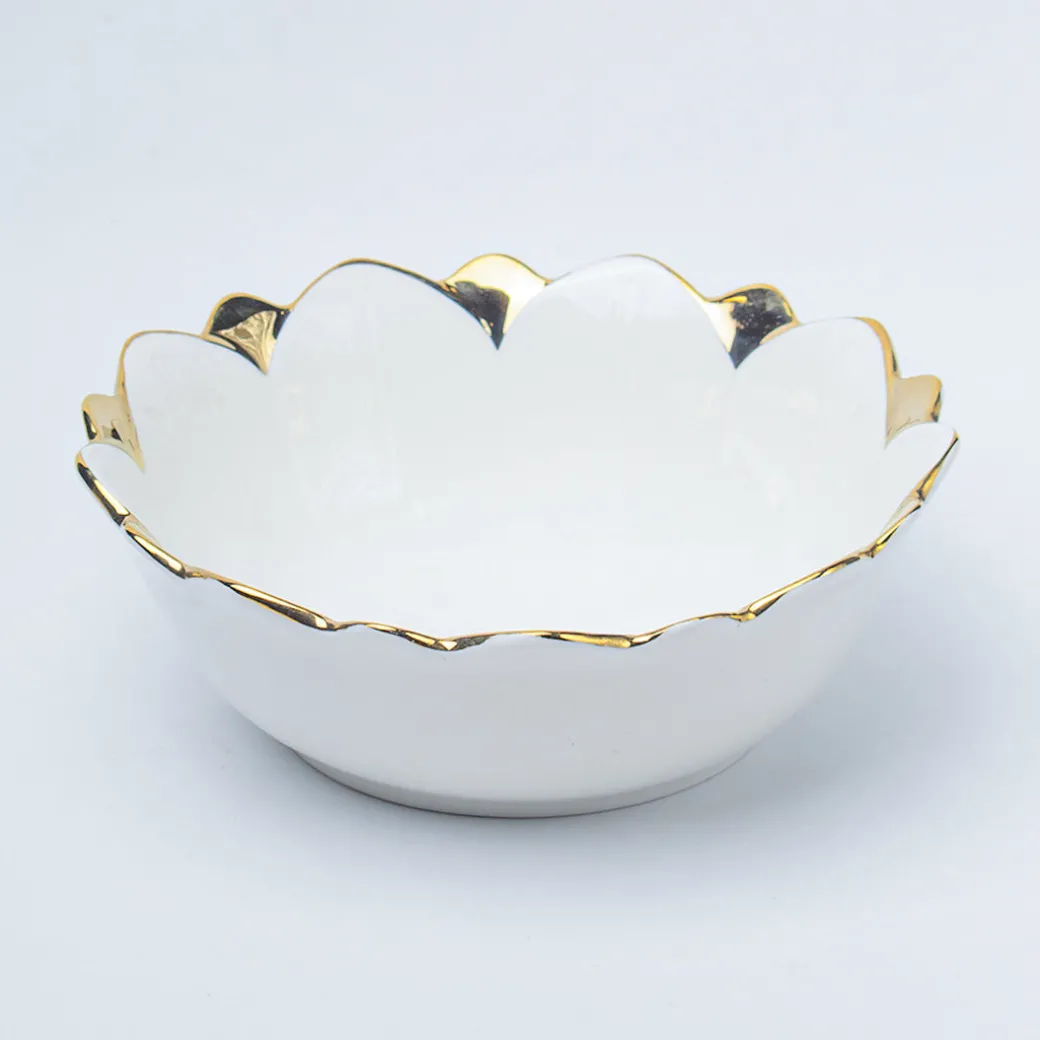 Antique Off White Ceramic Serving Dish - 21 x 21 x 7CM