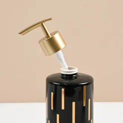 Bathroom Set Of 4 (Black)
