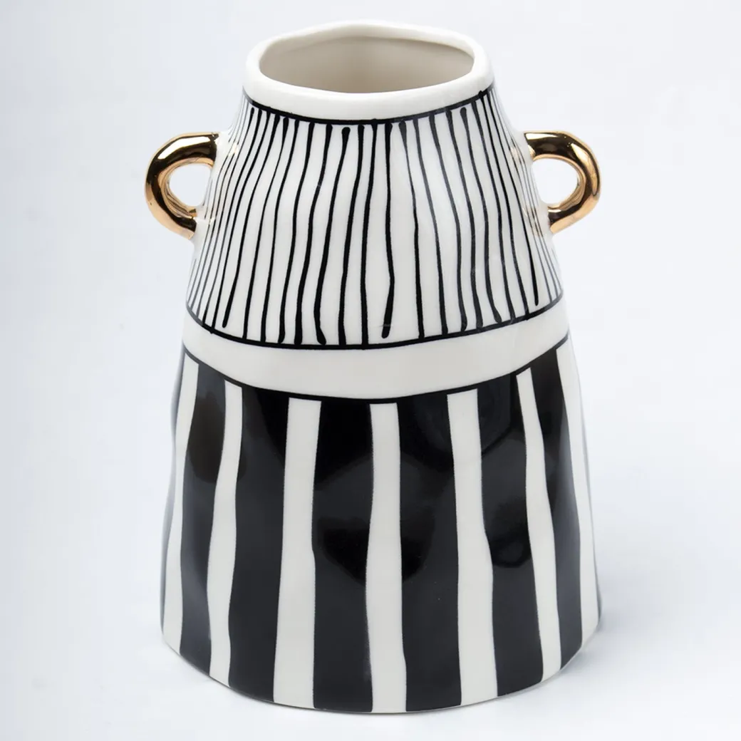 Black & White Ceramic Vase - Ribbed Design, Flower Holder
