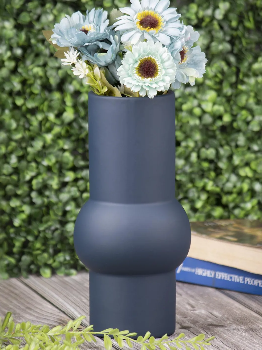 Ceramic, Vase, Solid, Matt : Finish, Multicolor