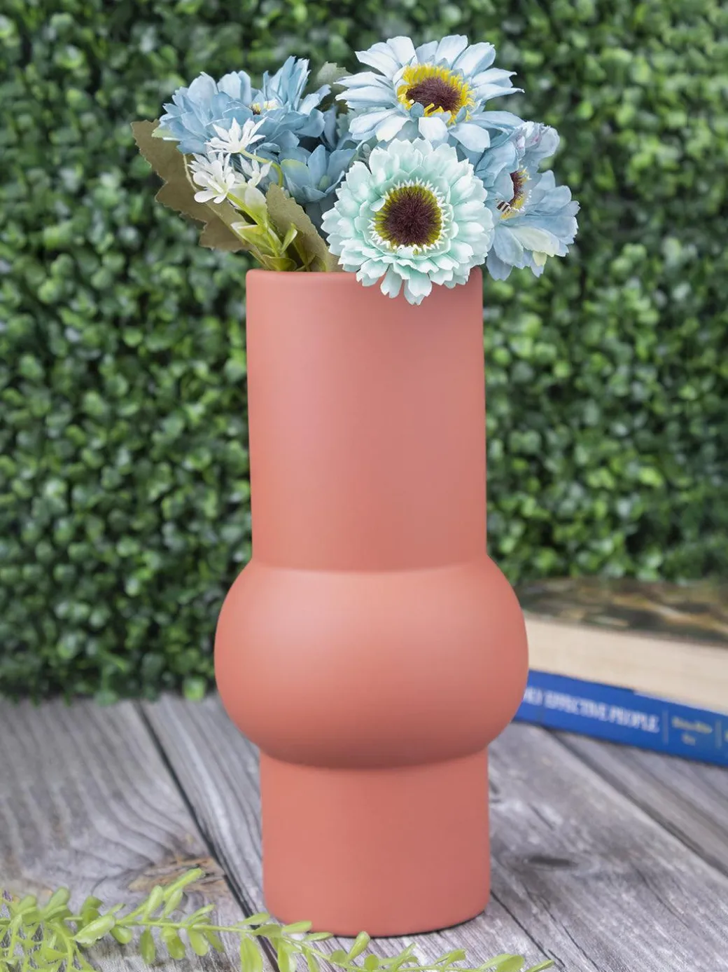 Ceramic, Vase, Solid, Matt : Finish, Multicolor