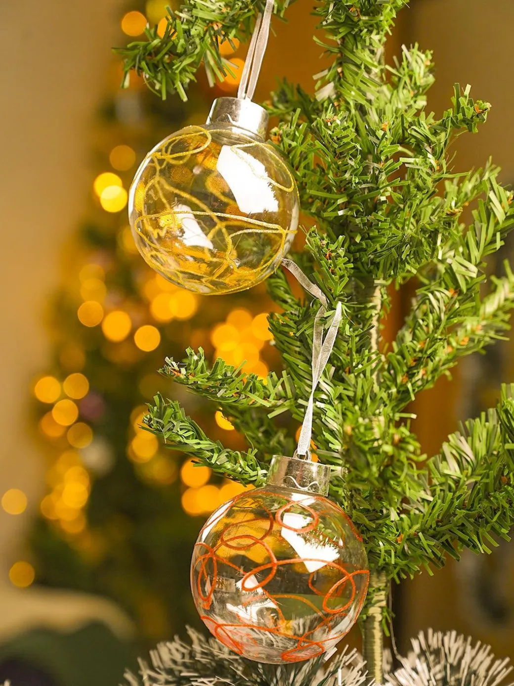 Christmas Hanging Balls Set Of 2 Pcs (Transparent, Assorted)