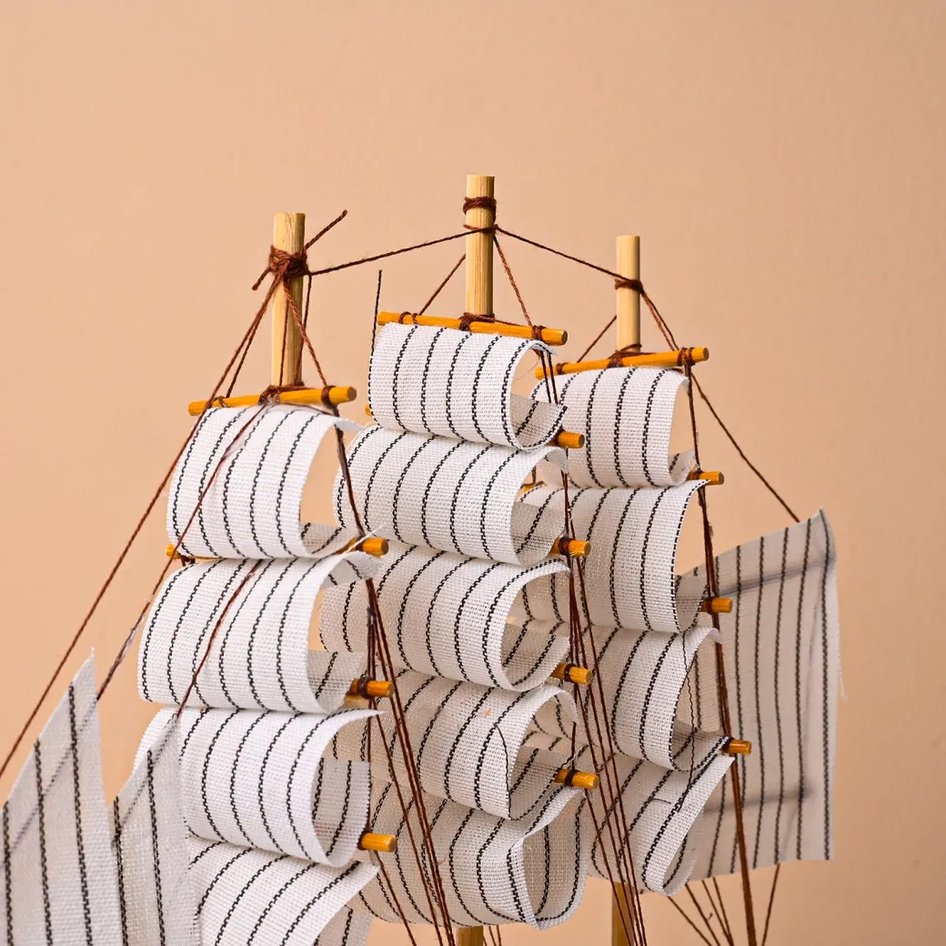 Decorative Boat (Wooden, Red & White – Nautical Design)