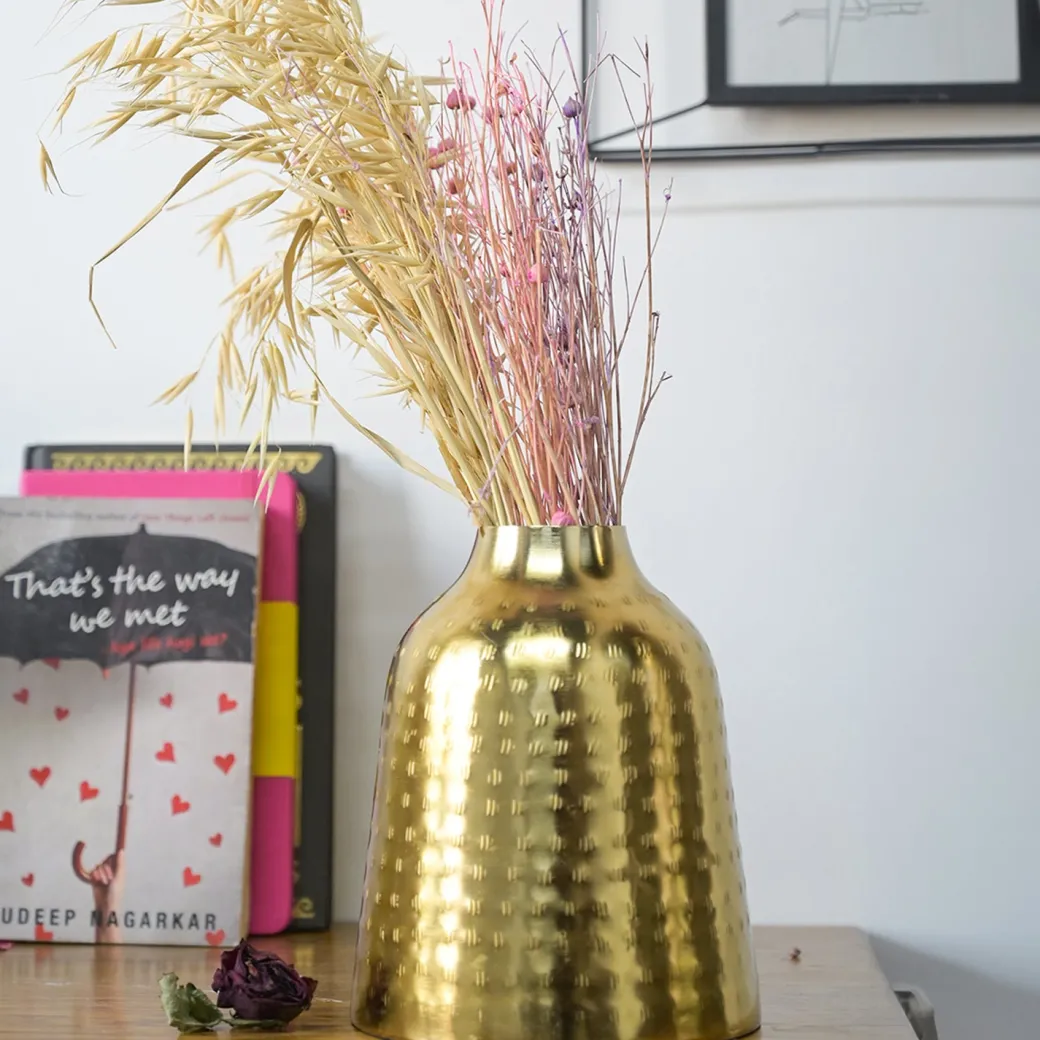 Decorative Rice Hammer Vase - Golden, Mason Shape