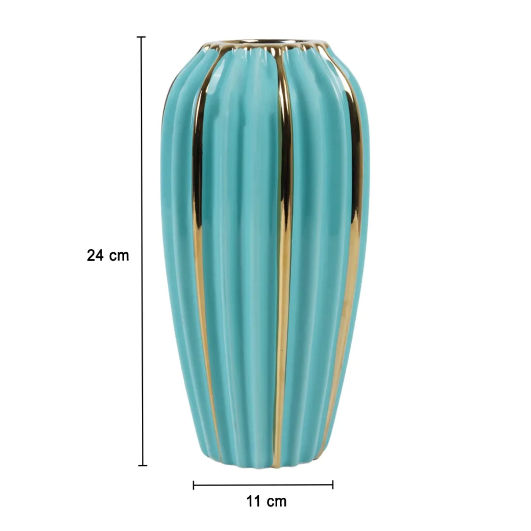 Emrald Ceramic Vase - Ribbed Design, Flower Holder