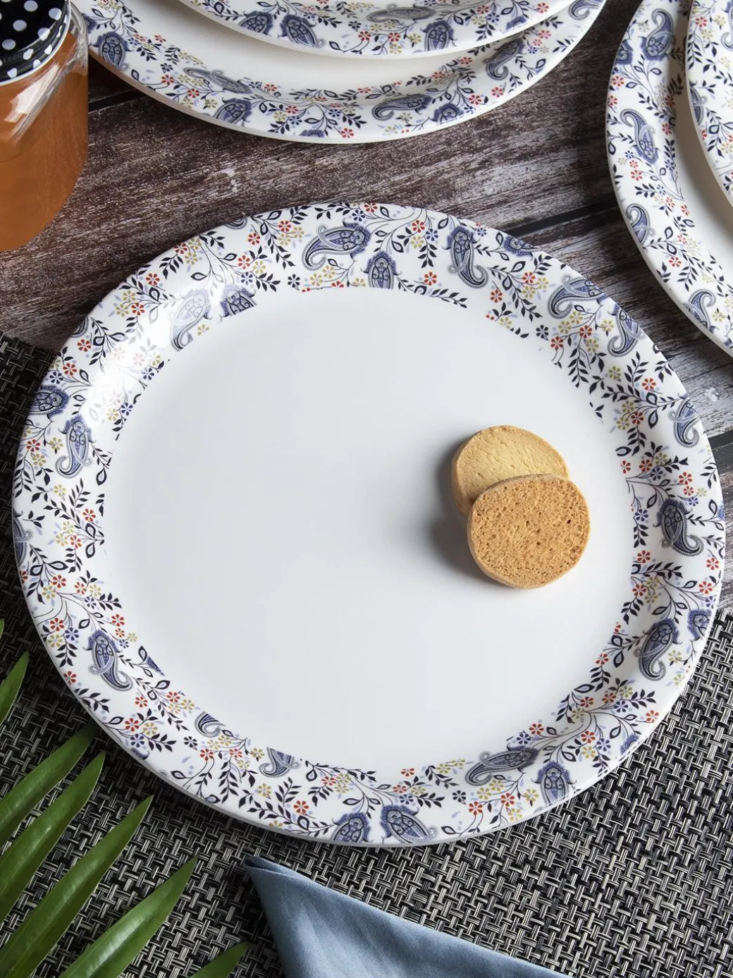 Full Plate Set Of 6, White & Blue