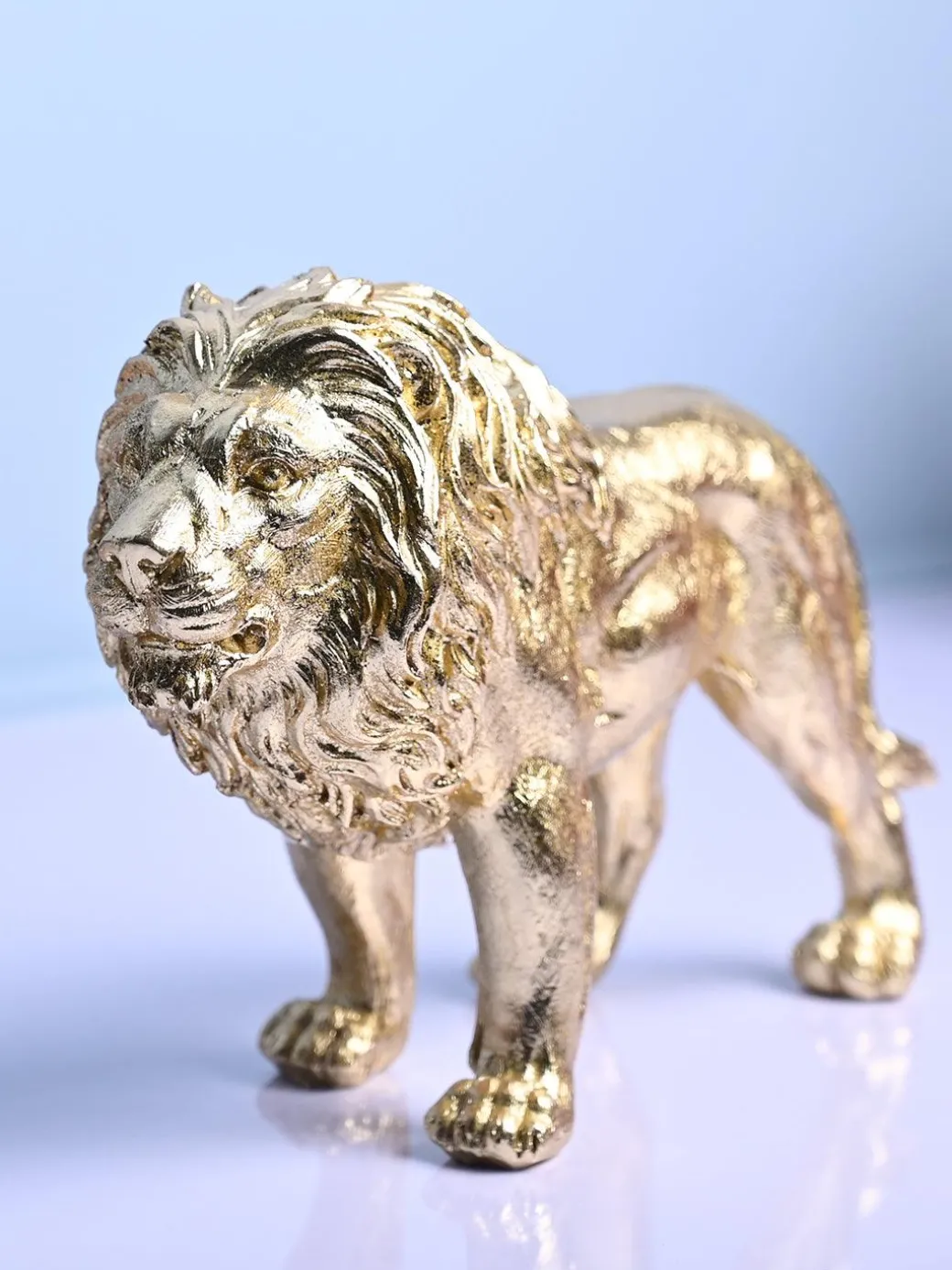 Golden Lion Decor Object - Regal Brilliance