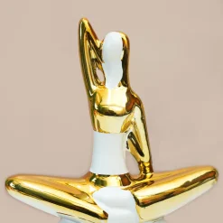 MARKET99 Ceramic Abstract Figurine Decor Object in White & Golden