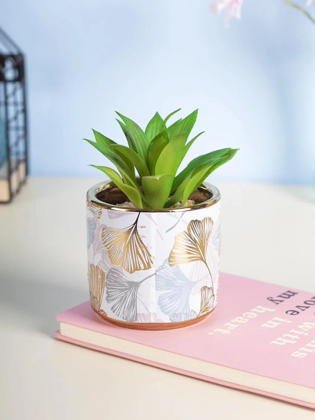 Market99 Fake Aloevera Desktop Planter