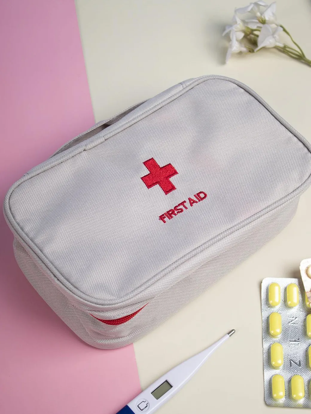 Market99 Rectangular Polyester First Aid Box