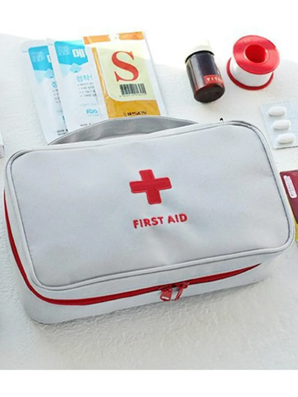 Market99 Rectangular Polyester First Aid Box