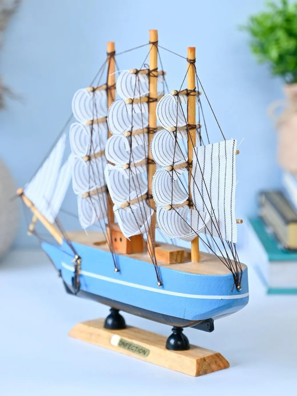 Market99 Wooden Decorative Sailing Ship