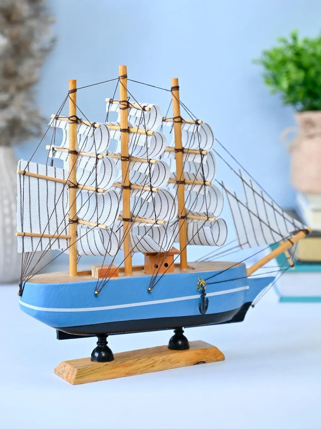 Market99 Wooden Decorative Sailing Ship
