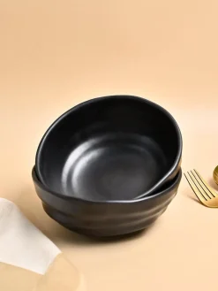 Melamine Black Round Serving Bowl (Set of 2)
