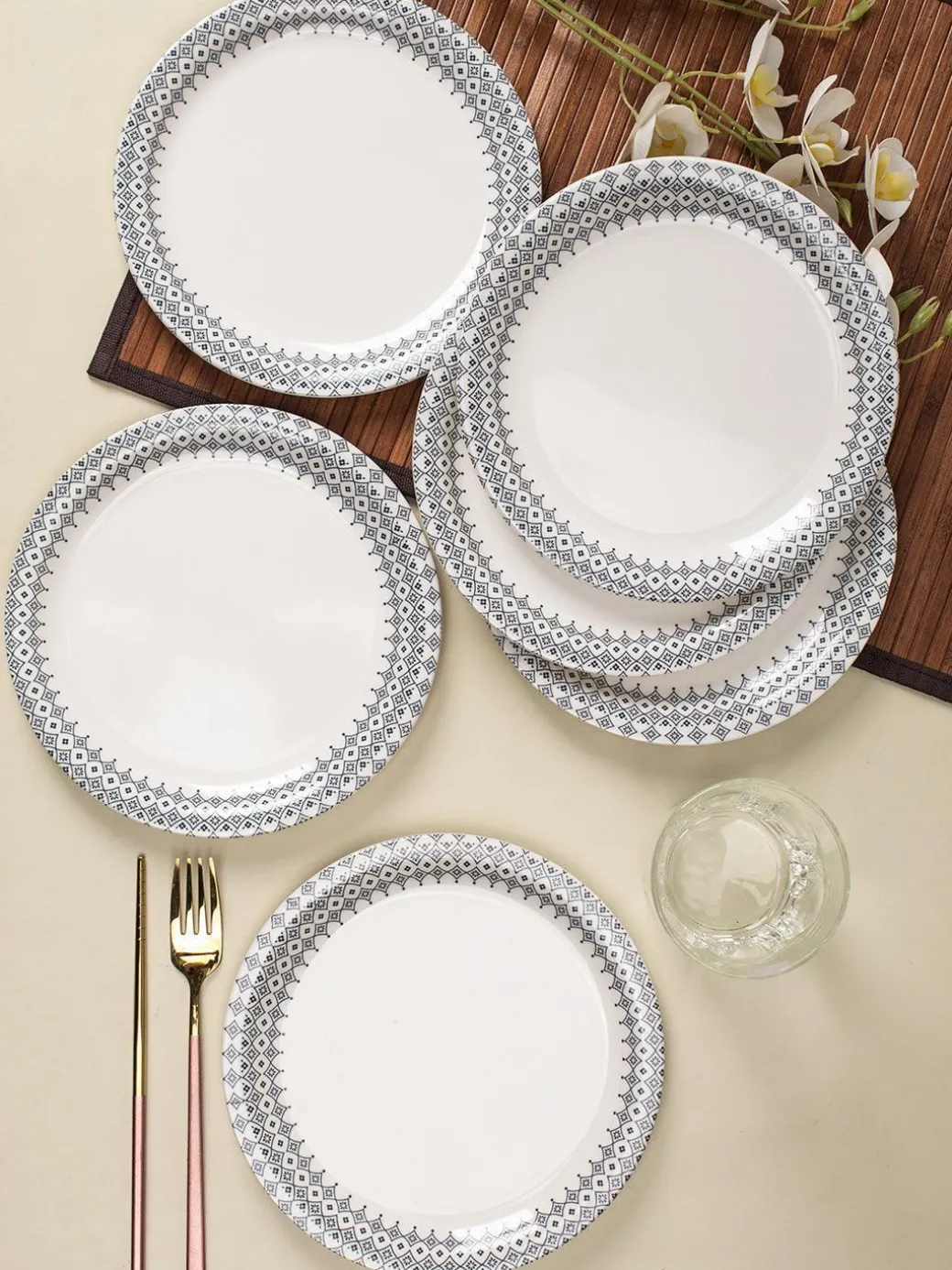 Melamine White Round Quarter Plate (Set of 6)