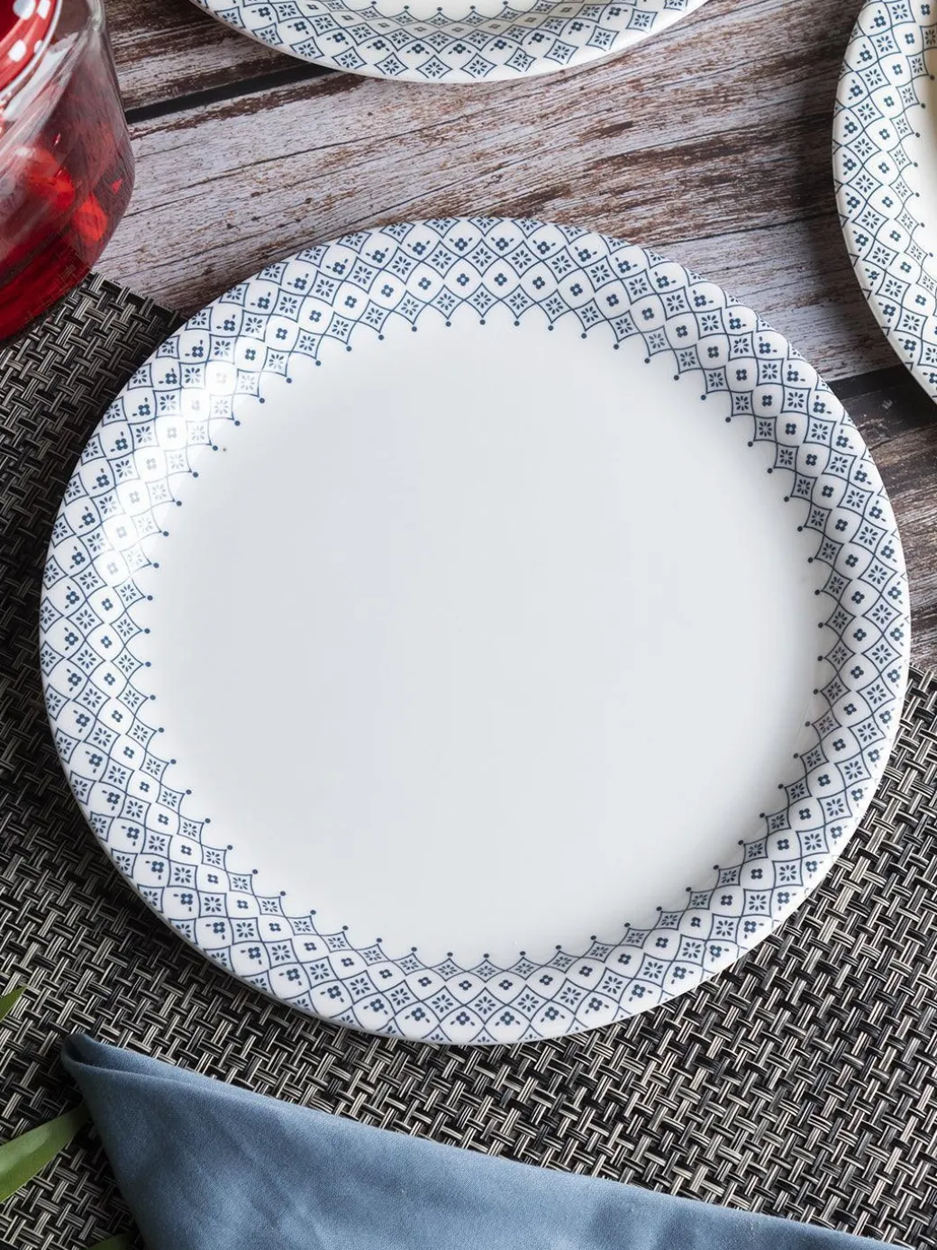 Melamine White Round Quarter Plate (Set of 6)