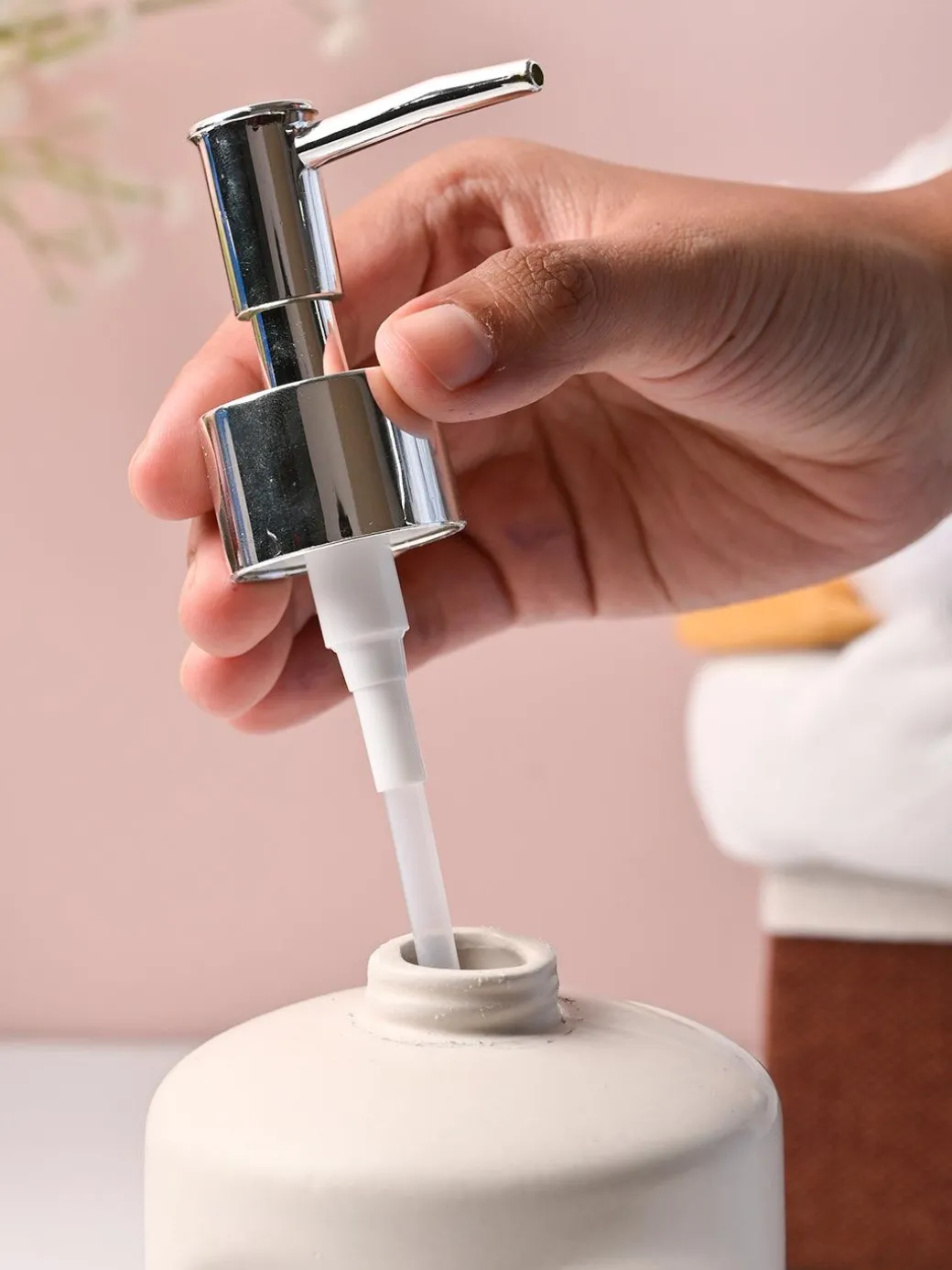 Off-White Matte Face Soap Dispenser - Cylindrical Shape