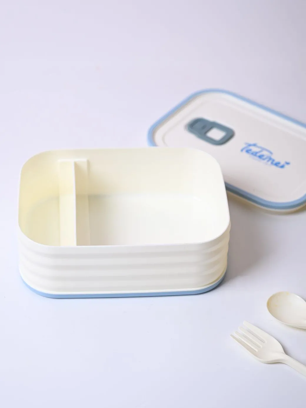 Off-White Rectangle Lunch Box - 580 ML