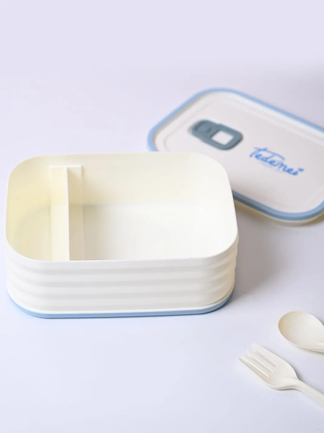 Off-White Rectangle Lunch Box - 580 ML