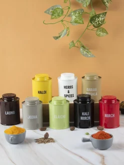 Spice Jar Set Of 8 (Each 250 Ml)