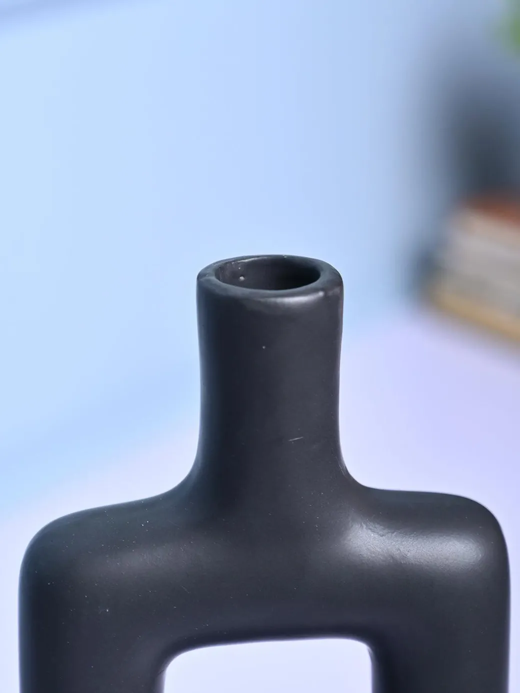 Stylish Black Ceramic Vase