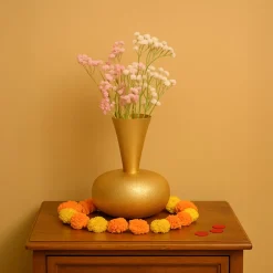 VON CASA Big Golden Surahi Flower Vase – (21 CM)