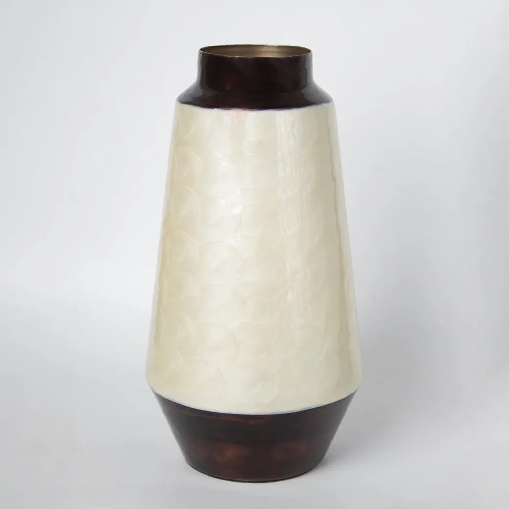 VON CASA Ivory Bud Shape Vase (Ivory Enamel)