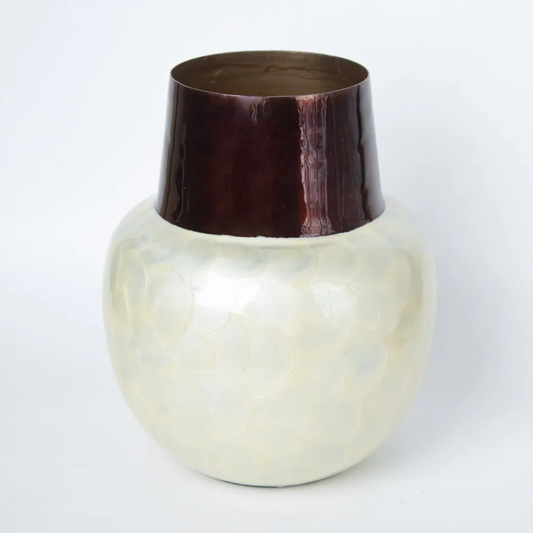 VON CASA Ivory Globular Shape Pot Vase (Ivory Enamel)