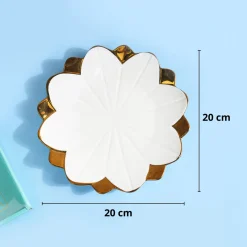 VON CASA Scalloped Ceramic Lotus Bowl
