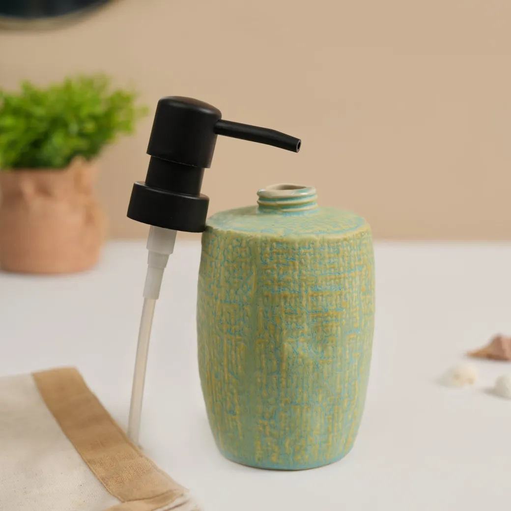 VON CASA Teal Green Wave Ceramic Bathroom Set (Set Of 2)