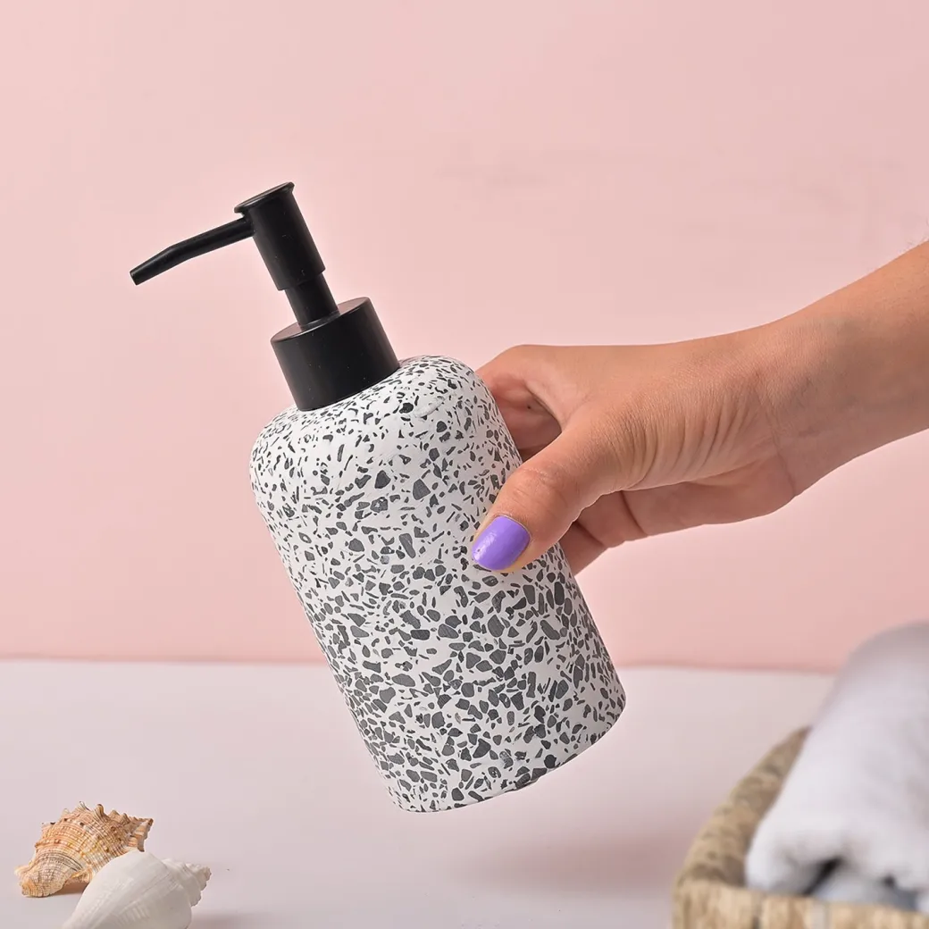 VON CASA White & Black Polyresin Soap Dispenser